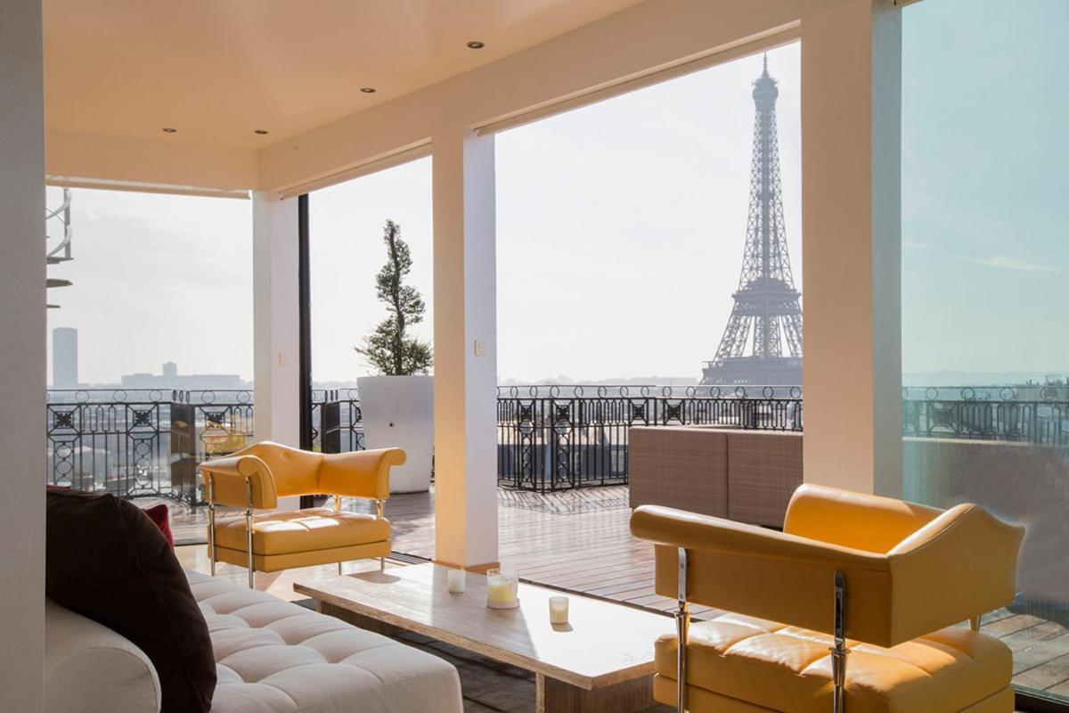 Luxury With Eiffel Tower View And Sauna * Parijs